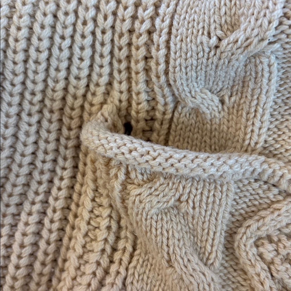 Altar’d State Talia Cable Knit Cardigan Pockets XS Folklore Taylor Swift Sweater - Picture 8 of 8